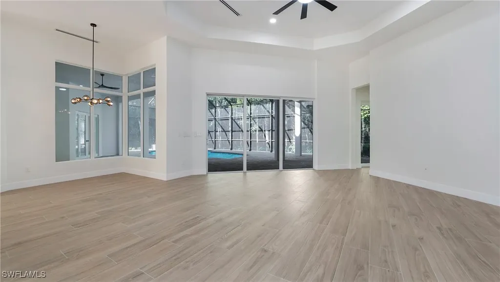 111 17th Street NW Naples FL 34120