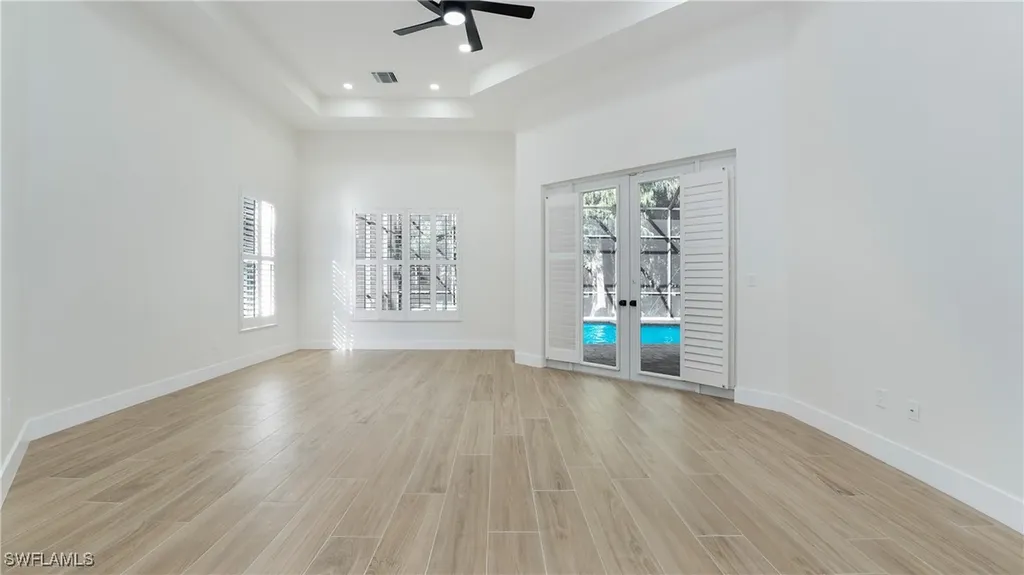 111 17th Street NW Naples FL 34120