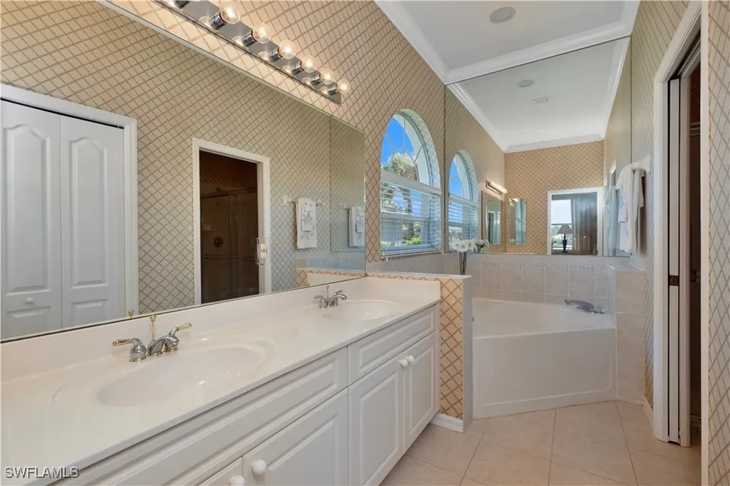 8789 Cedar Hammock Boulevard Naples FL 34112