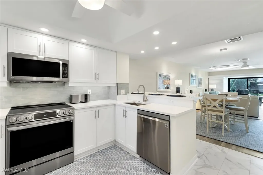 Naples FL, 1672 Spoonbill Lane, Unit B