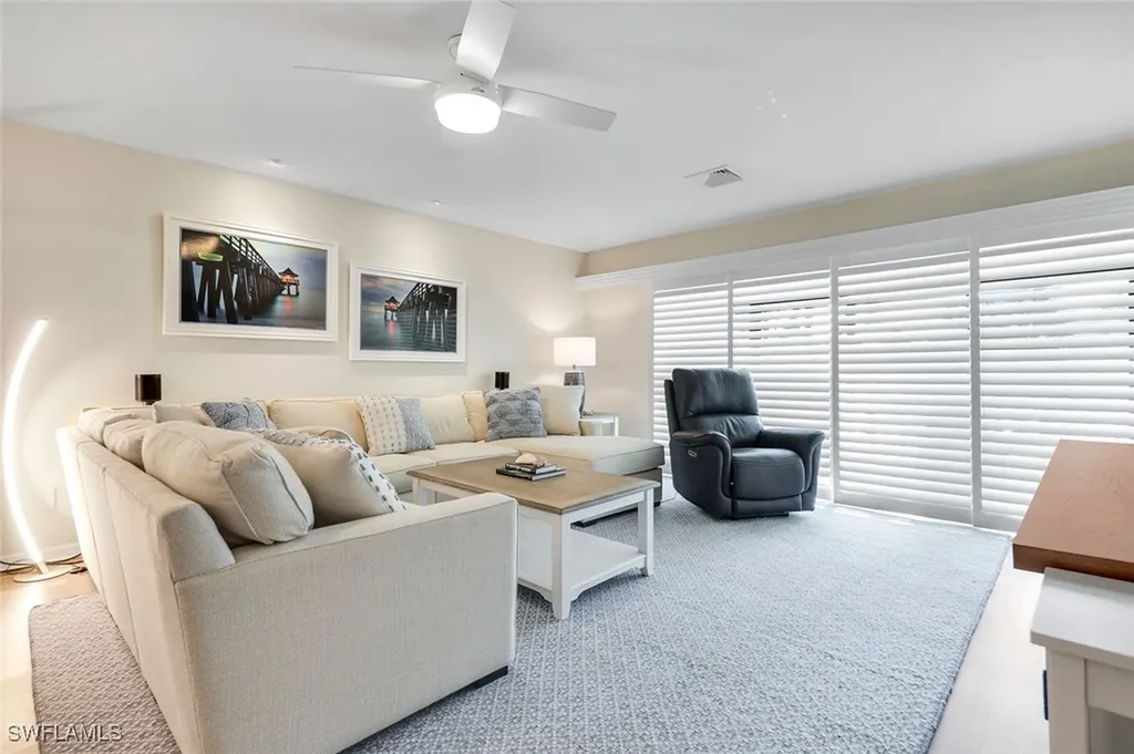 1672 Spoonbill Lane Naples FL 34105