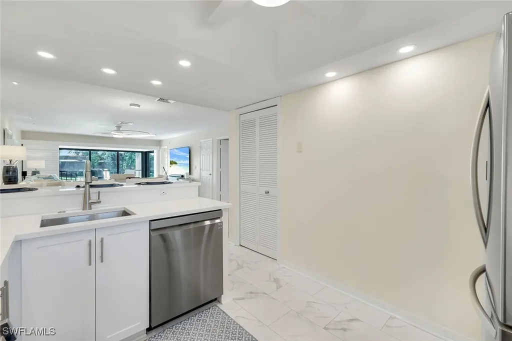1672 Spoonbill Lane Naples FL 34105