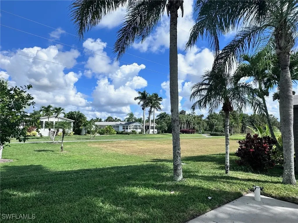 1659 Diamond Lake Circle Naples FL 34114