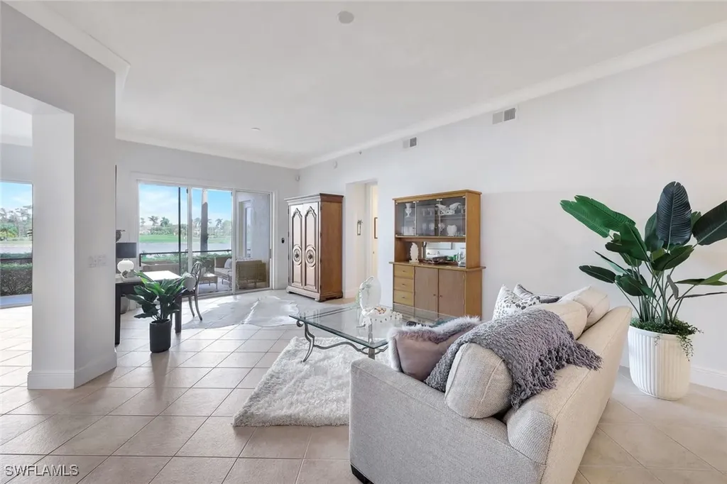 3695 Montreux Lane Naples FL 34114