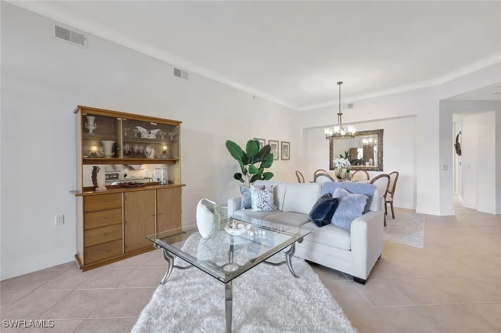 3695 Montreux Lane Naples FL 34114