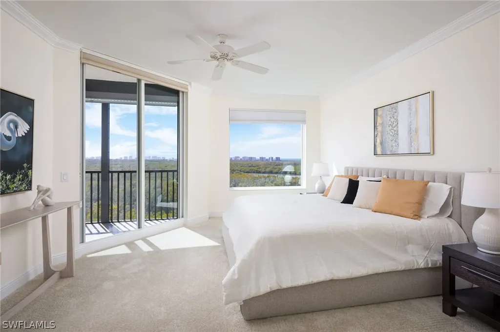 425 Cove Tower Drive Naples FL 34110