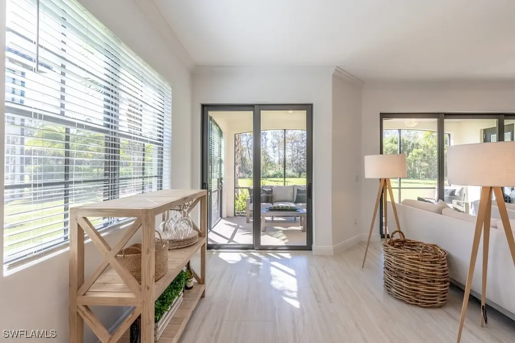 16352 Viansa Way Naples FL 34110