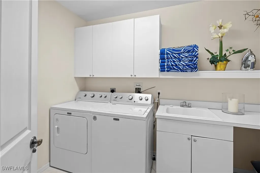 400 Flagship Drive Naples FL 34108