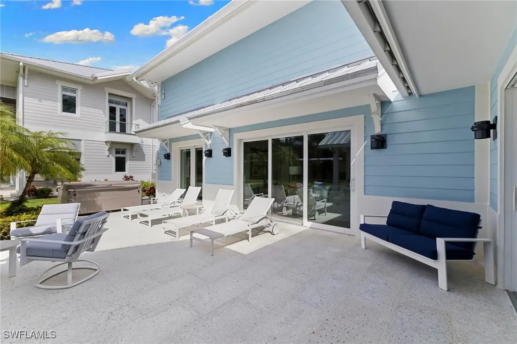 2961 Sanborn Avenue Naples FL 34120