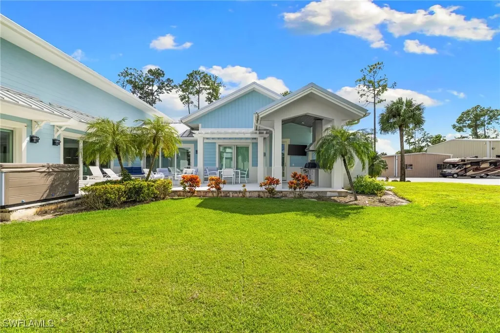 2961 Sanborn Avenue Naples FL 34120