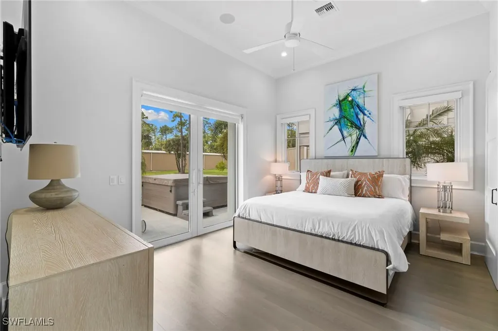 2961 Sanborn Avenue Naples FL 34120