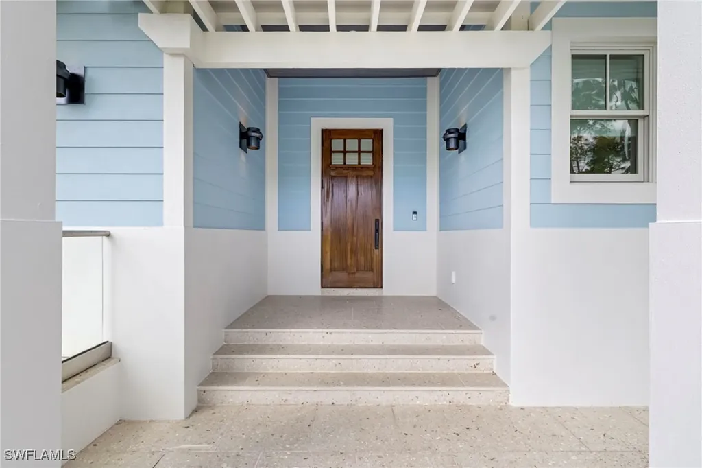 2961 Sanborn Avenue Naples FL 34120