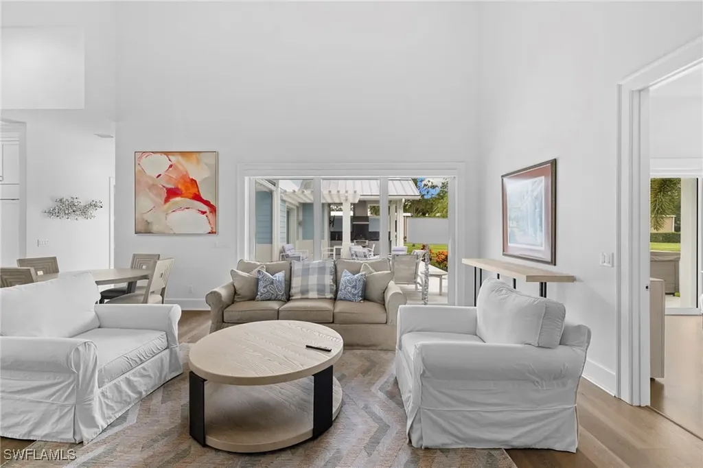2961 Sanborn Avenue Naples FL 34120