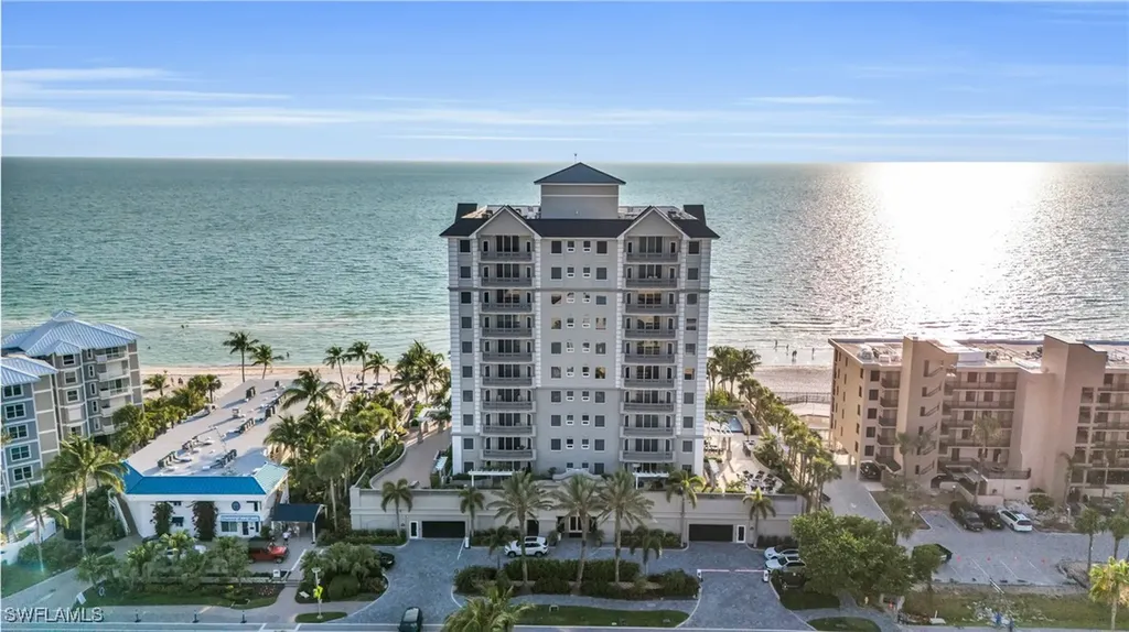 9235 Gulf Shore Drive Naples FL 34108