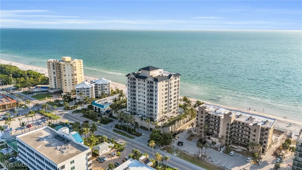 9235 Gulf Shore Drive Naples FL 34108