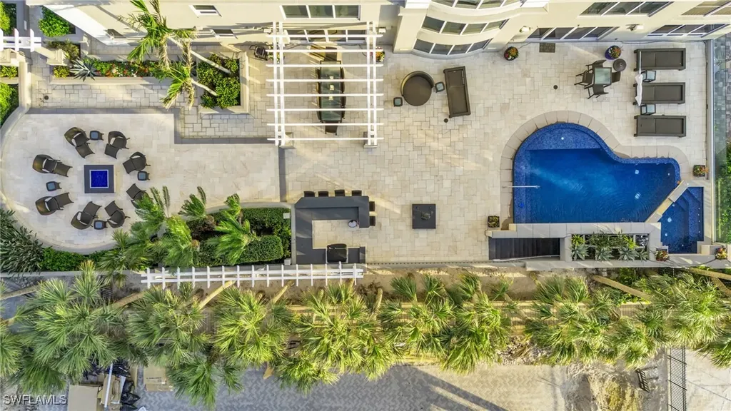 9235 Gulf Shore Drive Naples FL 34108