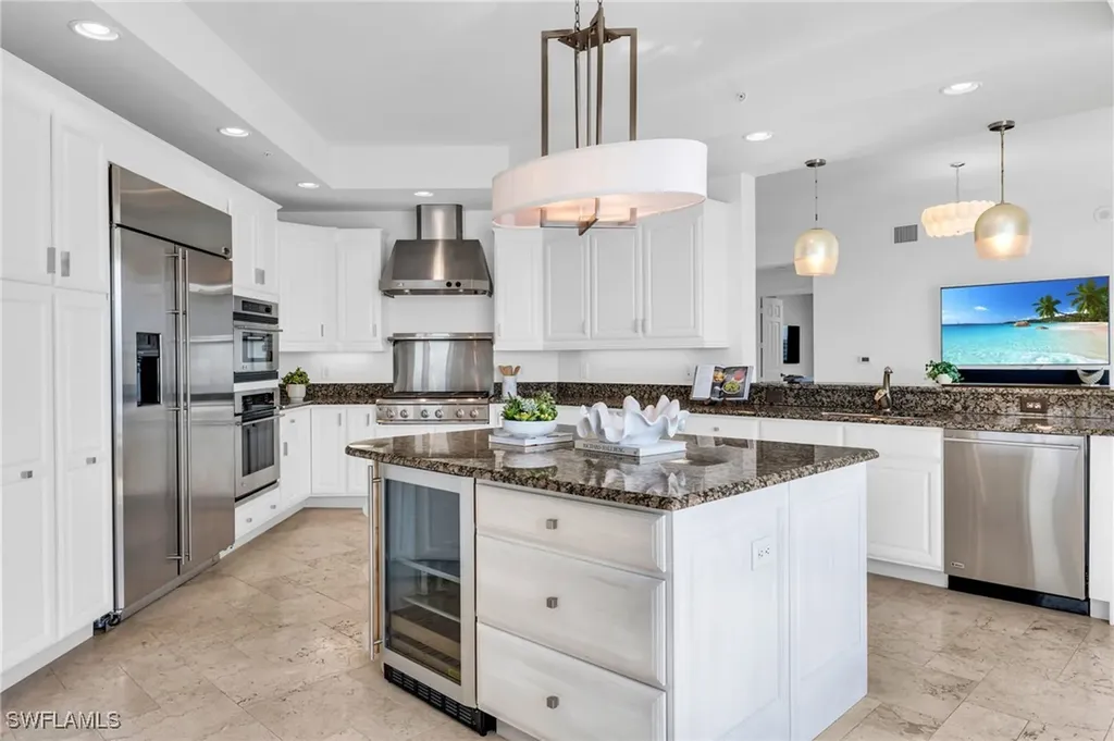 9235 Gulf Shore Drive Naples FL 34108