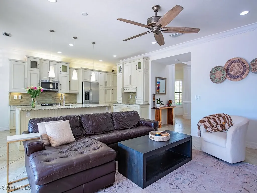 2750 Cinnamon Bay Circle Naples FL 34119