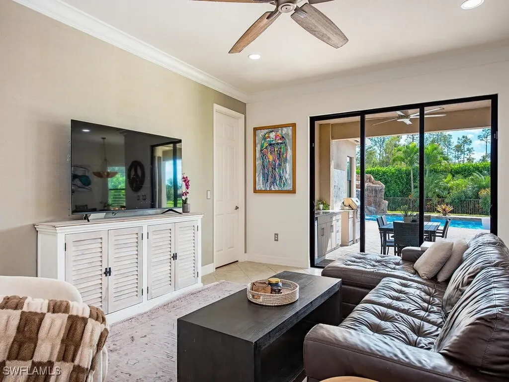 2750 Cinnamon Bay Circle Naples FL 34119
