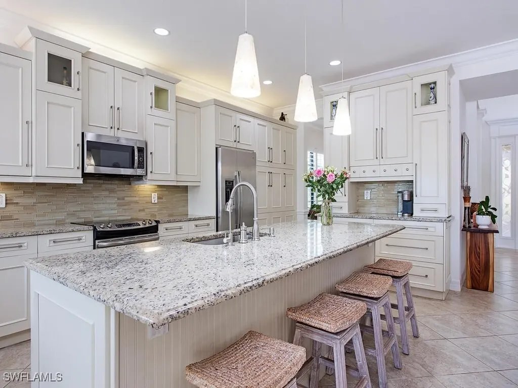 2750 Cinnamon Bay Circle Naples FL 34119