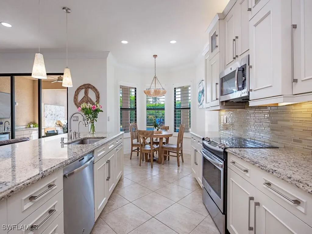 2750 Cinnamon Bay Circle Naples FL 34119