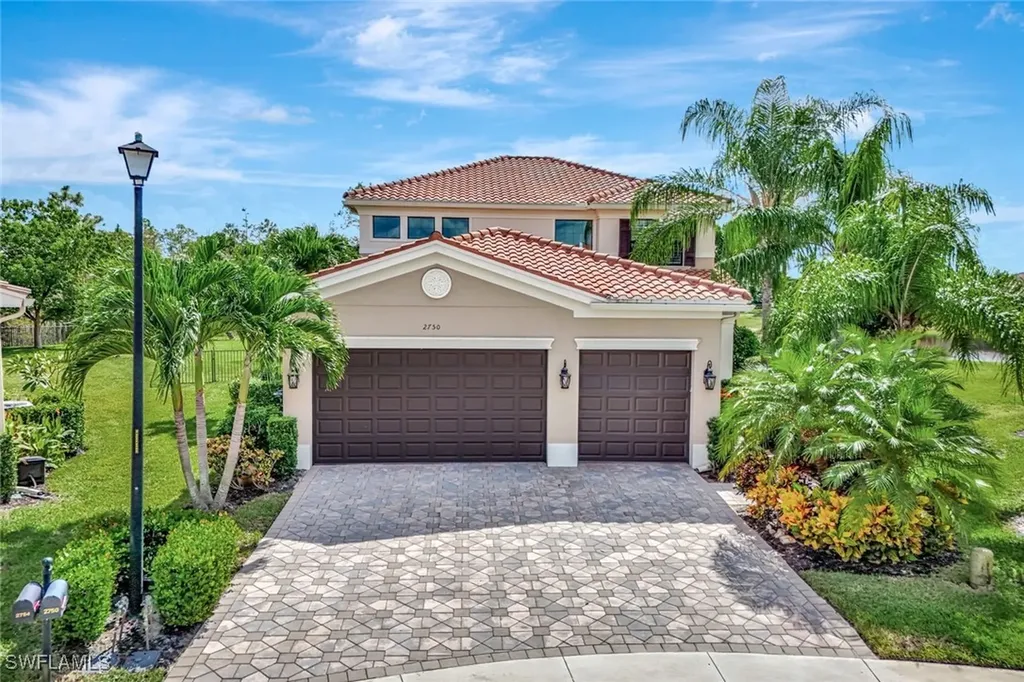 2750 Cinnamon Bay Circle Naples FL 34119