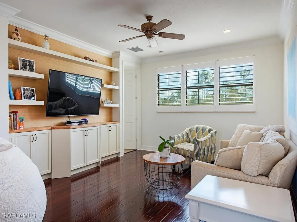 2750 Cinnamon Bay Circle Naples FL 34119