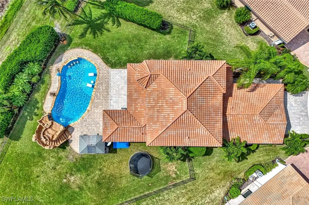 2750 Cinnamon Bay Circle Naples FL 34119