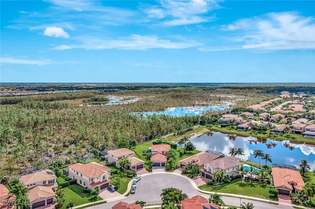 2750 Cinnamon Bay Circle Naples FL 34119