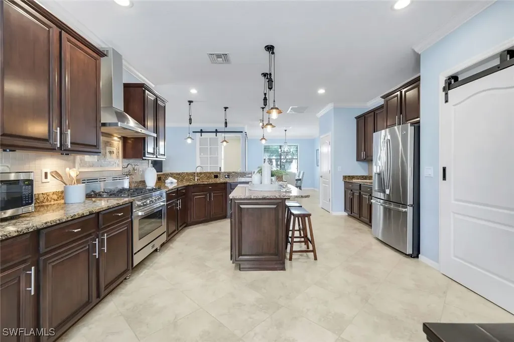 3783 Treasure Cove Circle Naples FL 34114