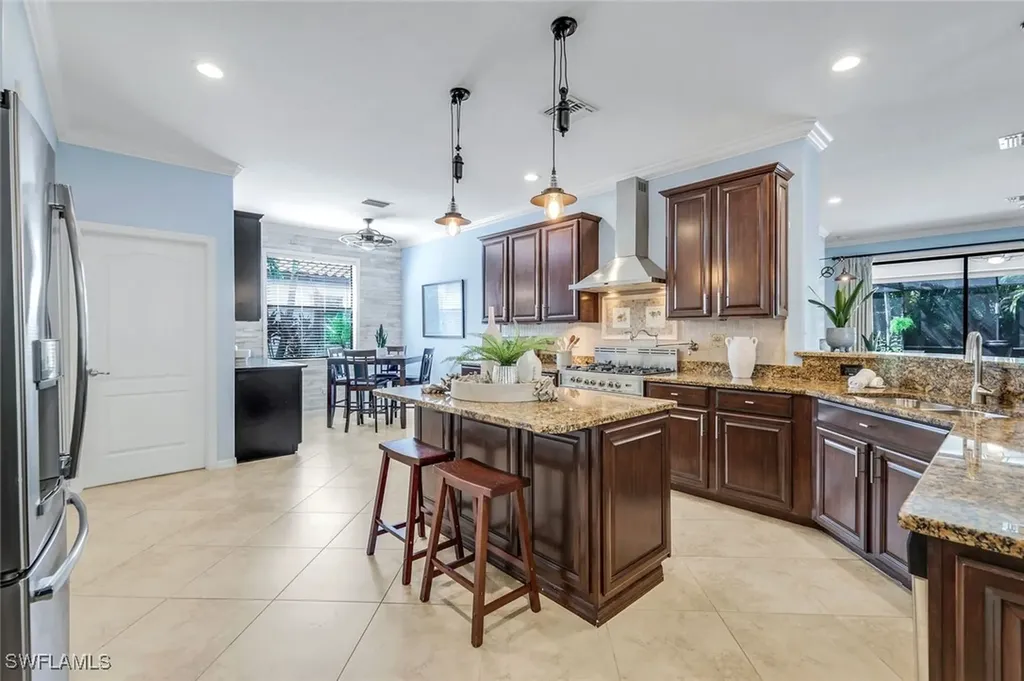 3783 Treasure Cove Circle Naples FL 34114