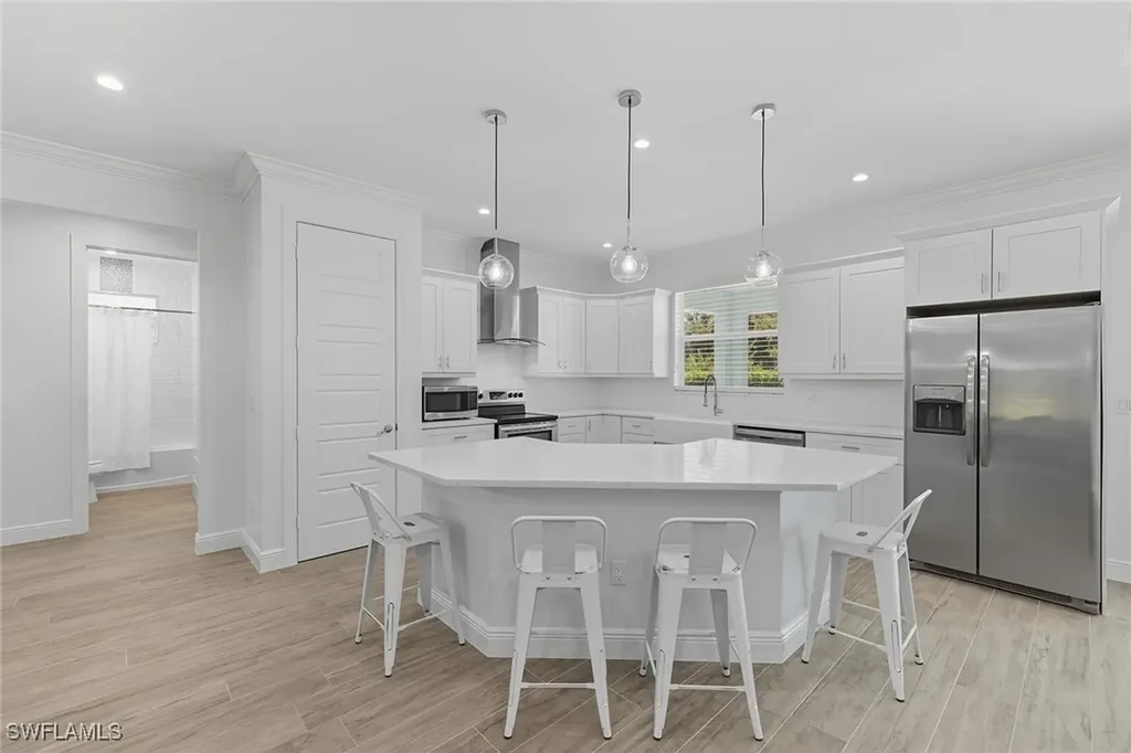 152 14th Avenue NW Naples FL 34120