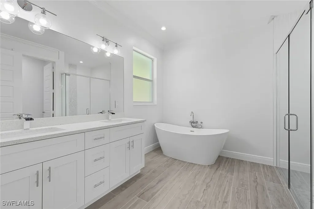152 14th Avenue NW Naples FL 34120