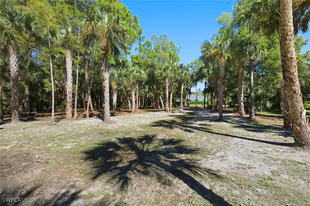 152 14th Avenue NW Naples FL 34120