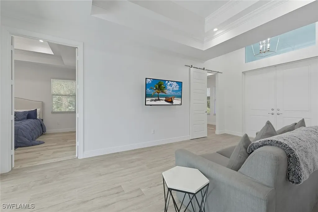 152 14th Avenue NW Naples FL 34120