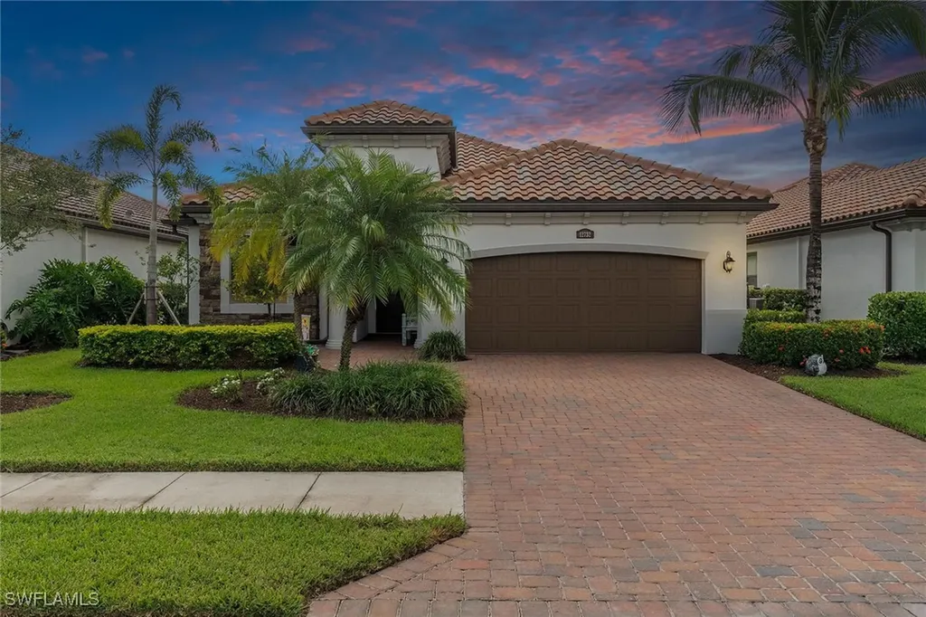 Naples FL, 12732 Kinross Lane