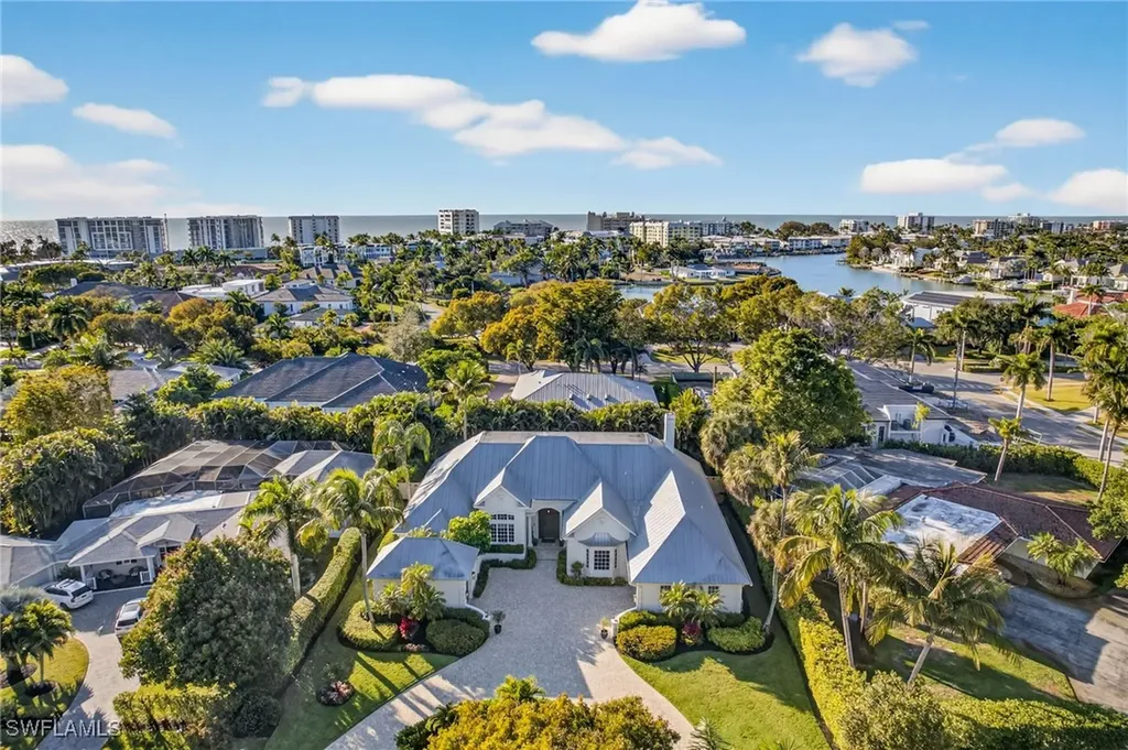1675 Murex Lane Naples FL 34102