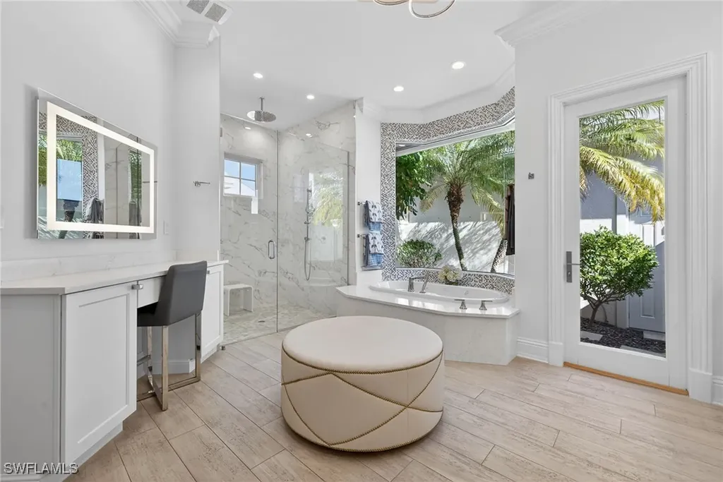 1675 Murex Lane Naples FL 34102
