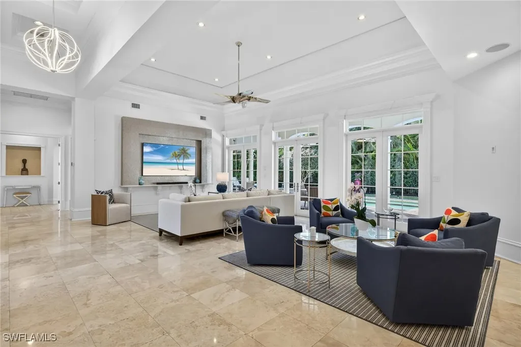 1675 Murex Lane Naples FL 34102