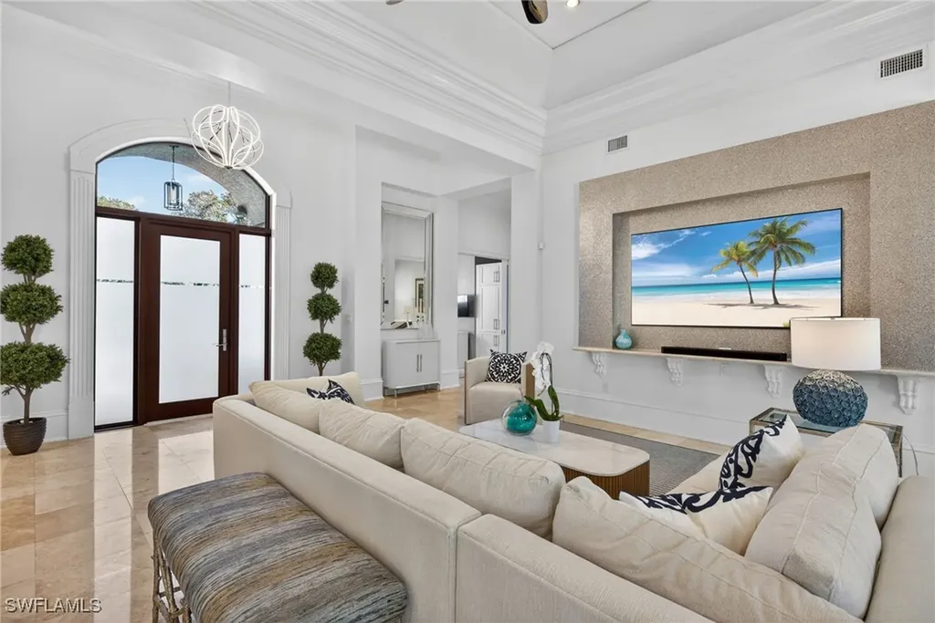 1675 Murex Lane Naples FL 34102