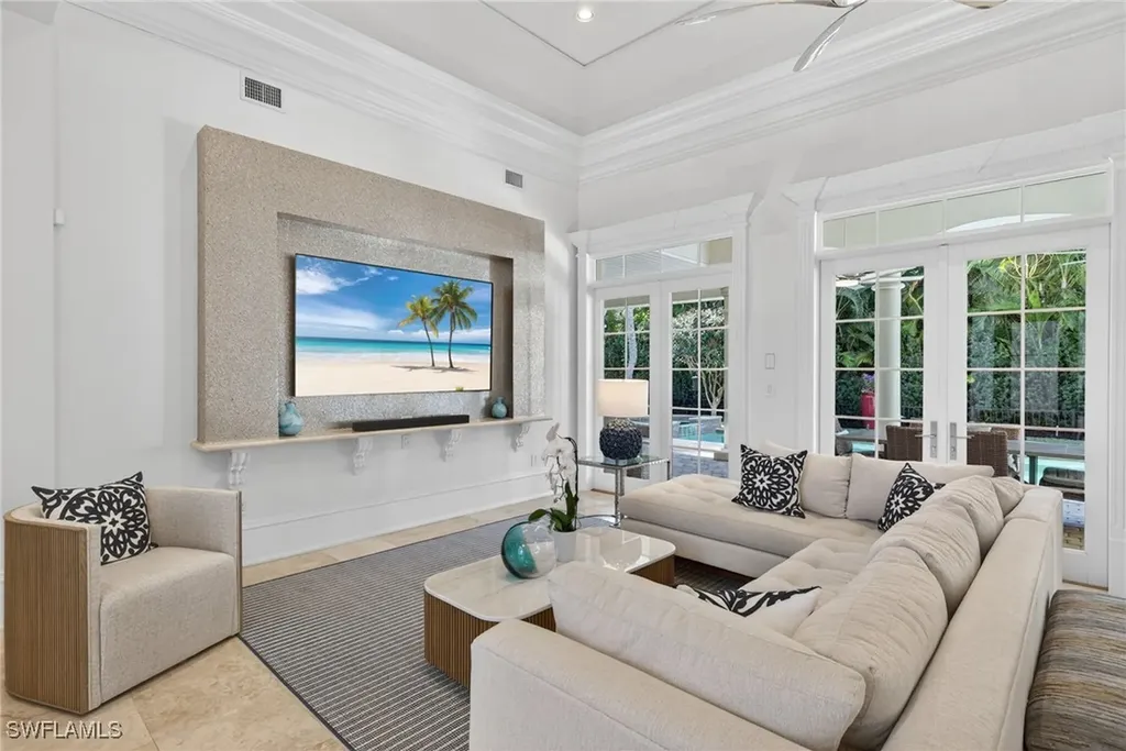 1675 Murex Lane Naples FL 34102