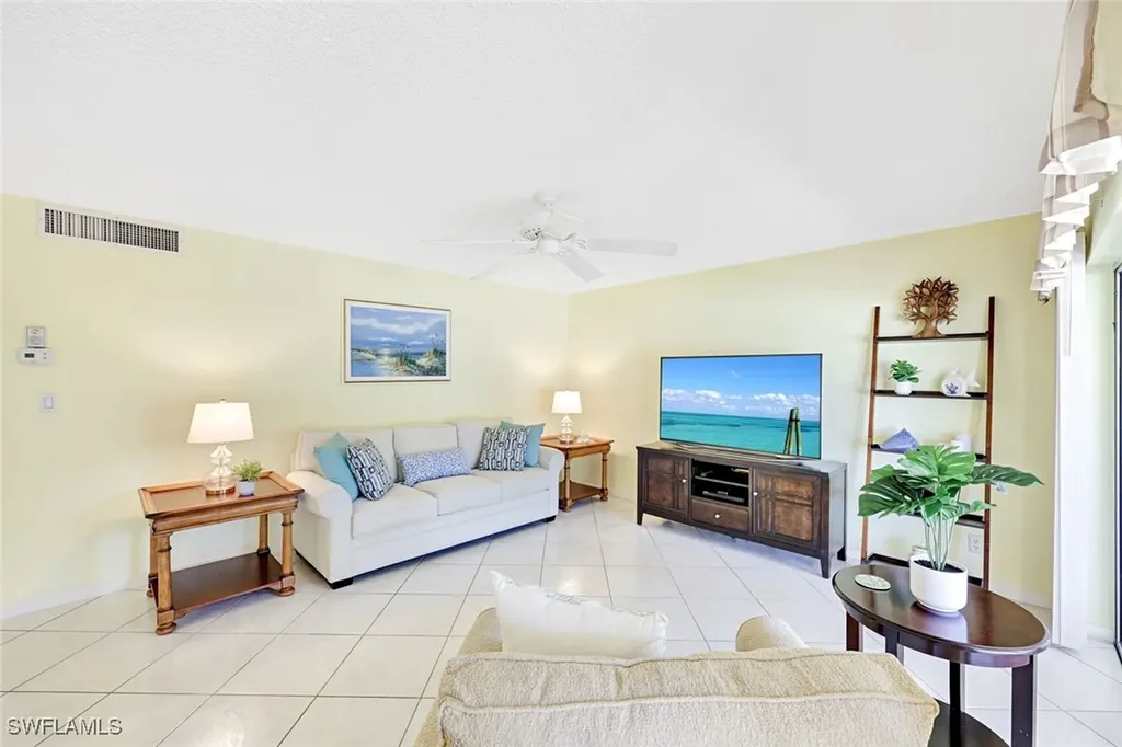 2000 Alamanda Drive Naples FL 34102
