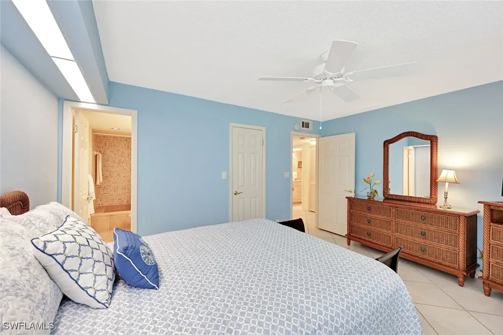 2000 Alamanda Drive Naples FL 34102