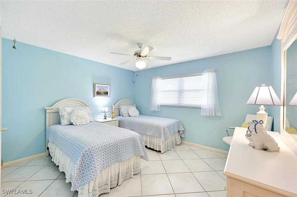 2000 Alamanda Drive Naples FL 34102