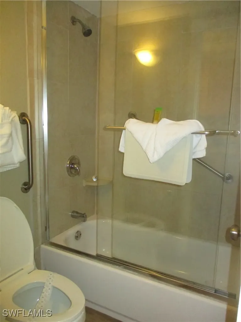 2555 9th Street N Naples FL 34103