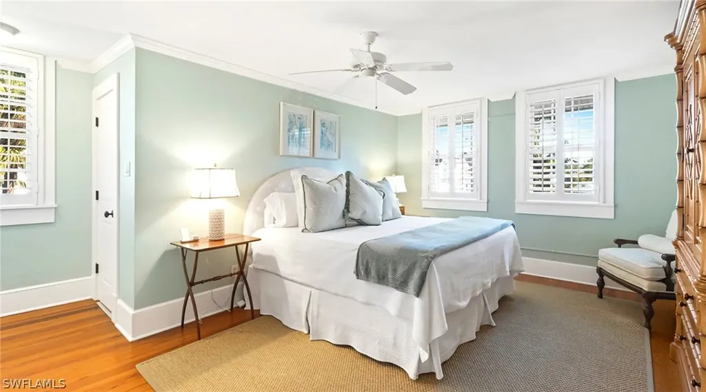 187 Broad Avenue S Naples FL 34102