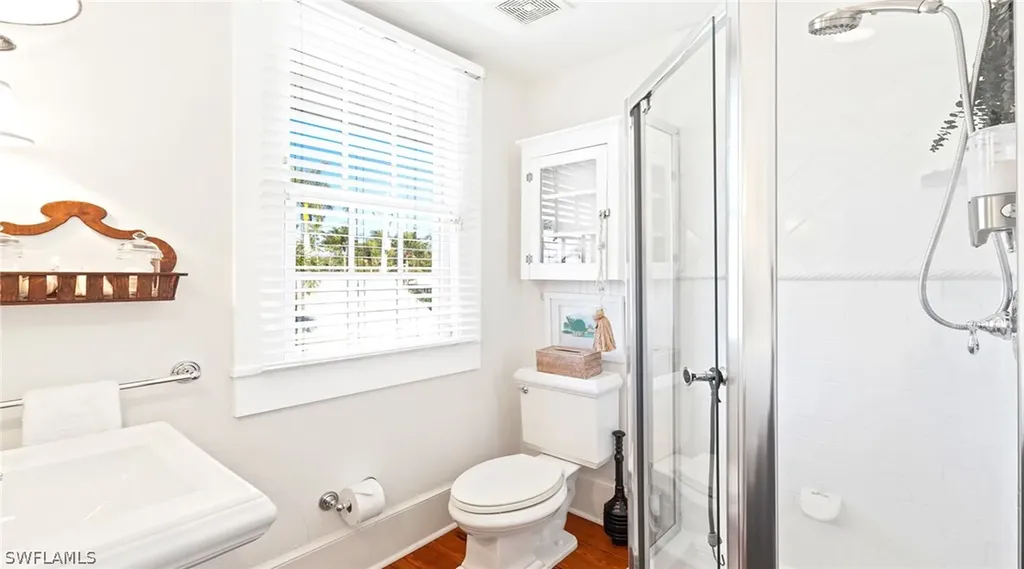 187 Broad Avenue S Naples FL 34102