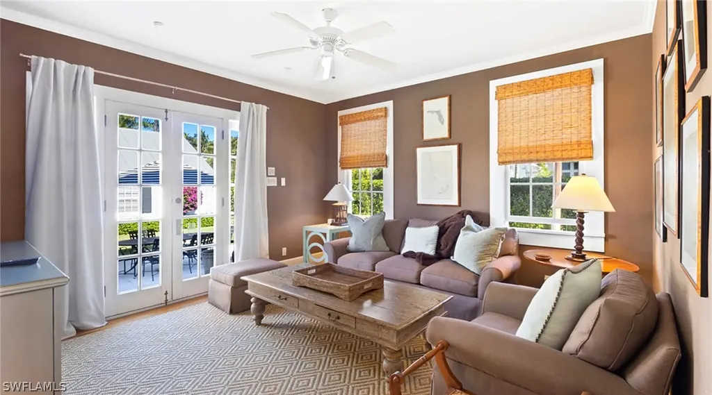 187 Broad Avenue S Naples FL 34102