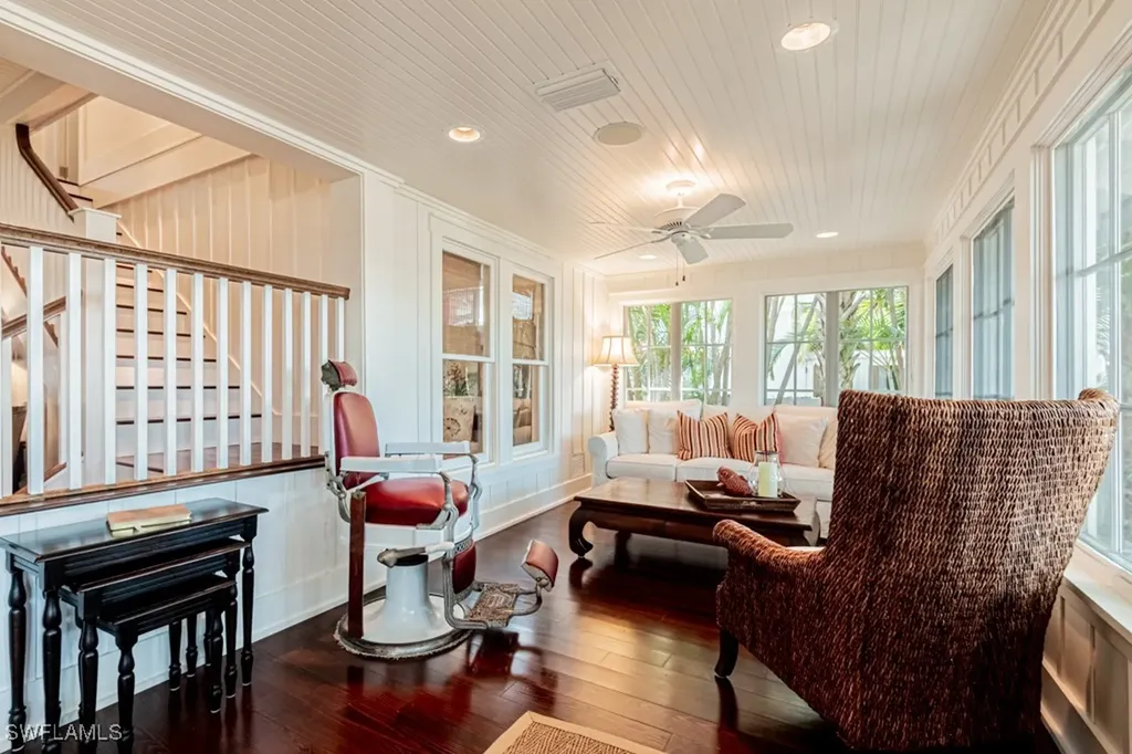 245 Broad Avenue S Naples FL 34102
