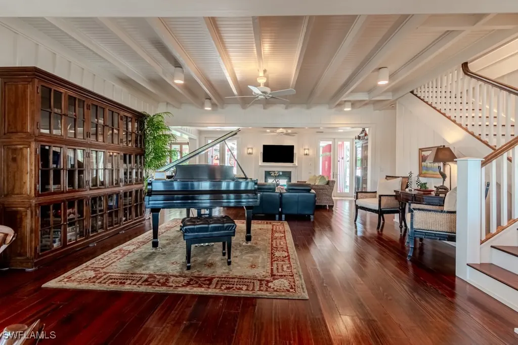 245 Broad Avenue S Naples FL 34102